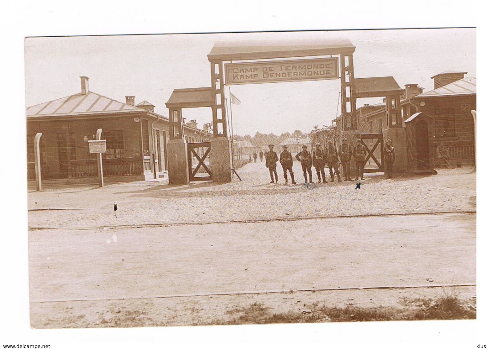 Camp Termonde Kamp Dendermonde Zeldzaam Met Acht Soldaten Ipv Van Zeven - Dendermonde