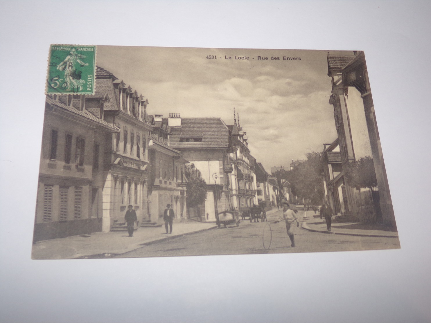 Le Locle.Rue Des Envers.Animée. - Le Locle