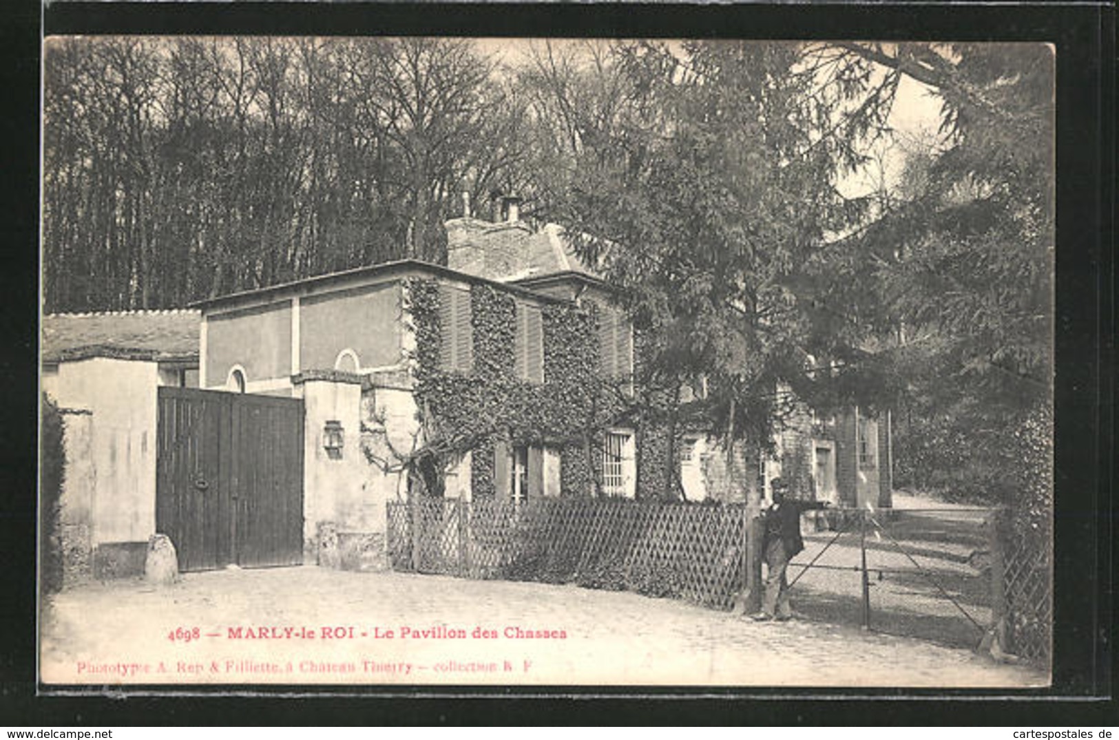 CPA Marly-le-Roi, Le Pavillon Des Chasses - Marly Le Roi