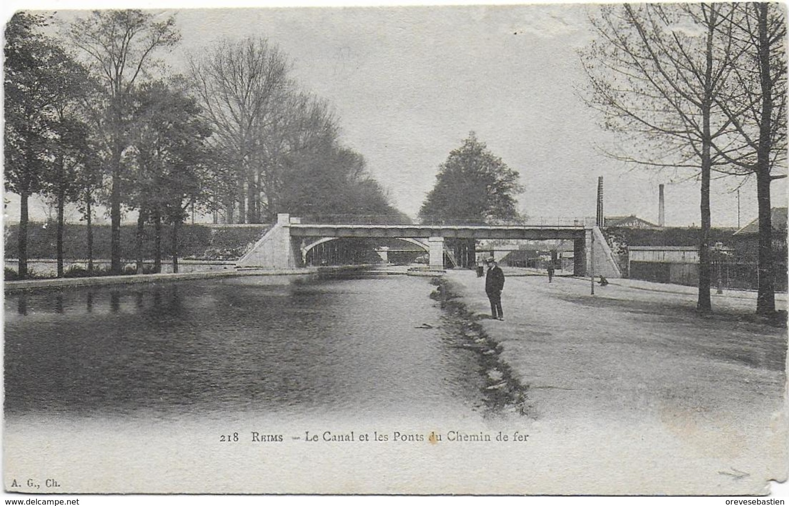 CPA - REIMS - LE CANAL ET LES PONTS DE CHEMIN DE FER - Reims