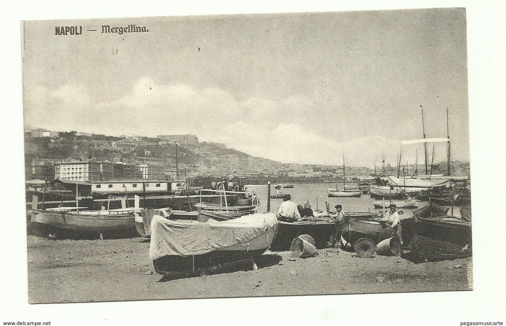 B021 - NAPOLI MERGELLINA PESCATORI ANIMATA  - 1920 CIRCA - Napoli