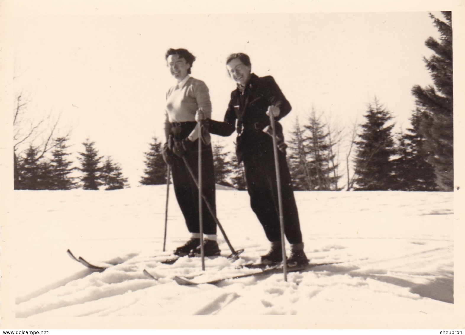 67. CHAMP DU FEU. 6  PHOTOS . LES JOIES DU SKI . FEVRIER 1952. FORMAT 10 X 7.2 - Places