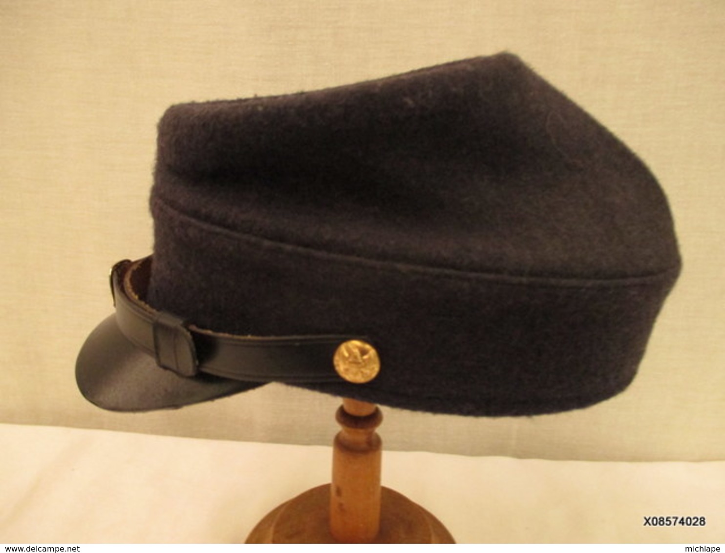 Kepi  U S   Jamais Porté - état Neuf -  Mesure Exterieur Du Tour  63 Cm - Decorative Weapons