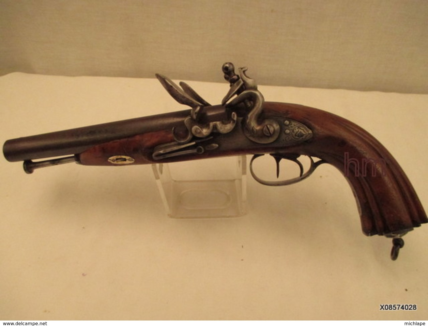 Pistolet A Silex - De Vennerie - Long De 38 Cm - Double Canon - Crosse Renaissance - Tres Bon Fonctionnement - Armes Neutralisées