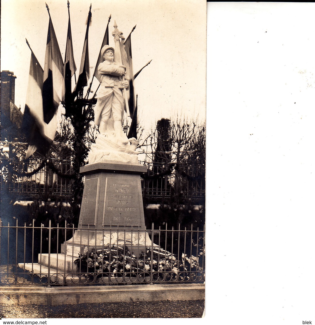 89 . Yonne : Héry :  Le Monument Aux Morts . - Hery