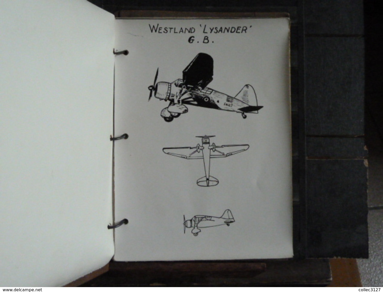 Classeur couverture contreplaquée 17*24 cm contenat 22 fiches de reconnaissance d'avions de combat de la guerre 39-45