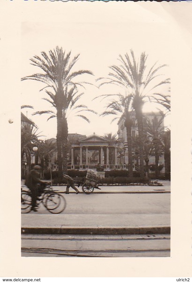 Foto Palermo - Musik-Tempel Gegenüber Garibaldi-Theater - Radfahrer Rikscha - 1943 - 8,5*5,5cm (37850) - Luoghi