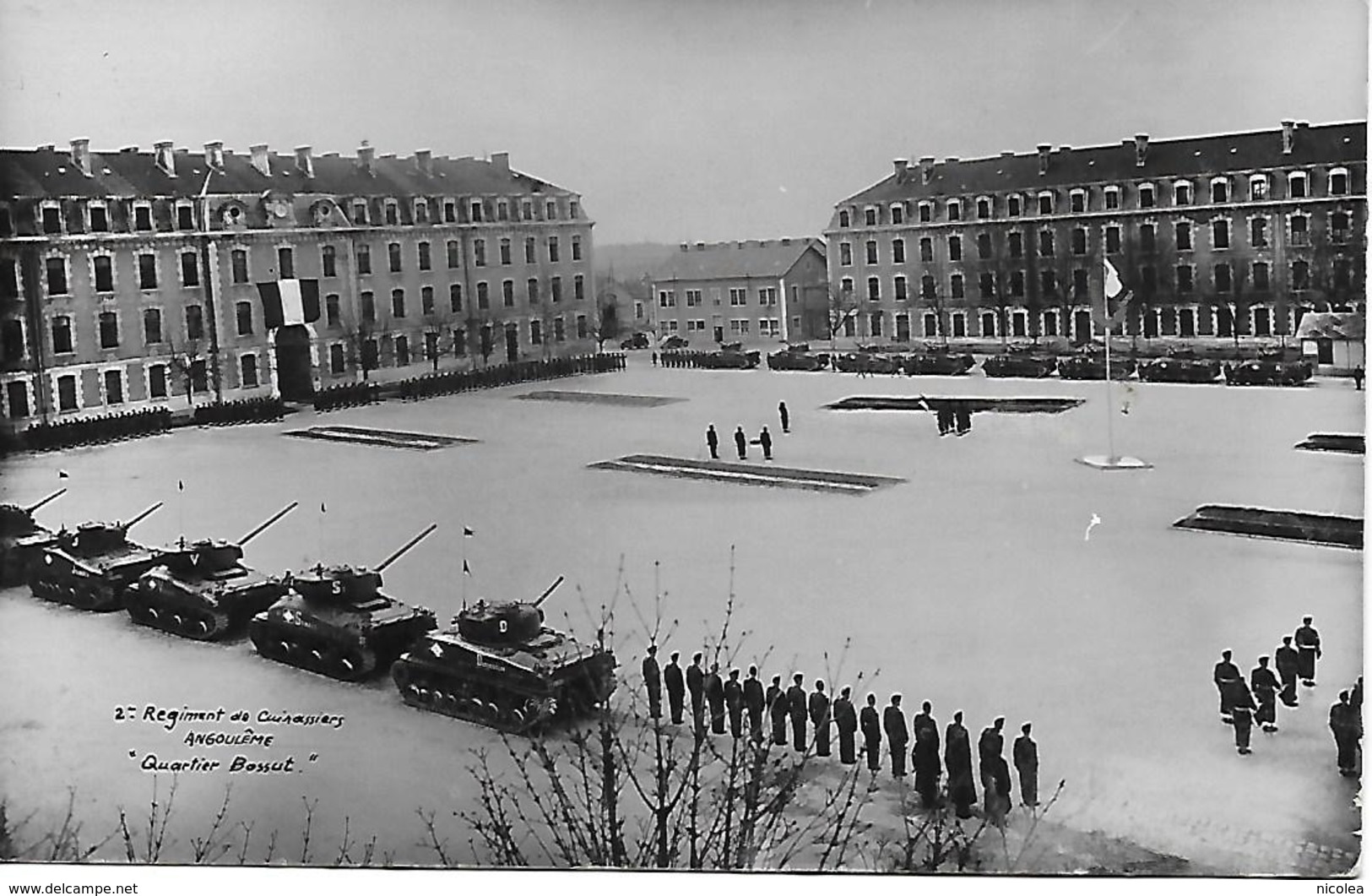 ANGOULEME QUARTIER BOSSUT 2ème Régiment De Cuirassés 1950 Rare Carte Photo CHARS D'ASSAUT - Angouleme