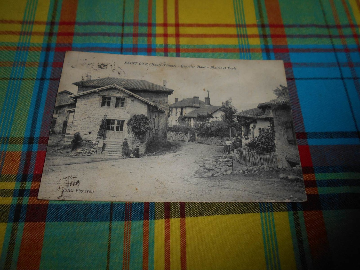 42 - Carte-Photo, Saint-Cyr , Quartier-Haut , Mairie Et Ecole - Autres & Non Classés