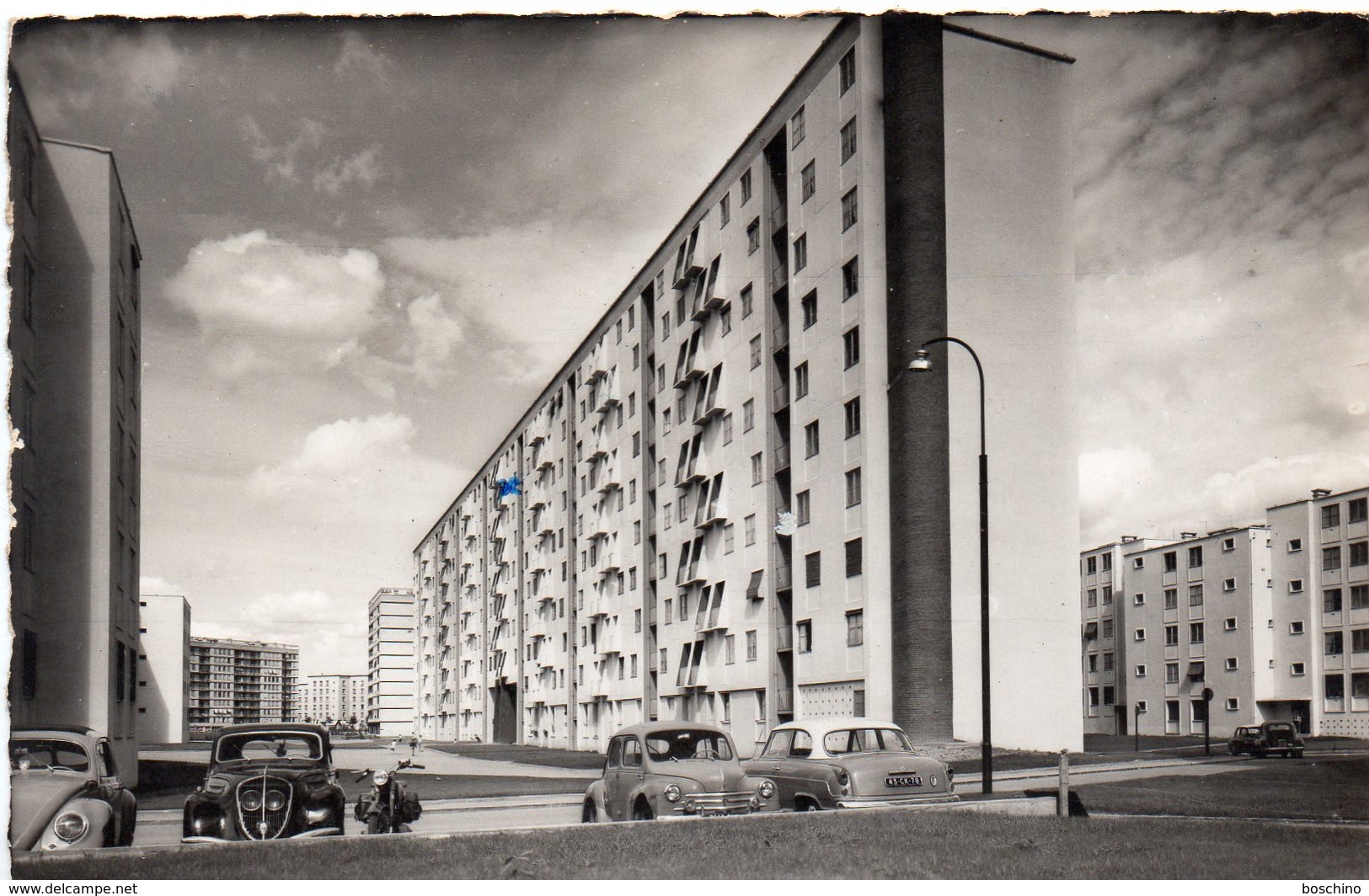 Rueil Malmaison - La Résidence ( Voitures Années 60) - Rueil Malmaison