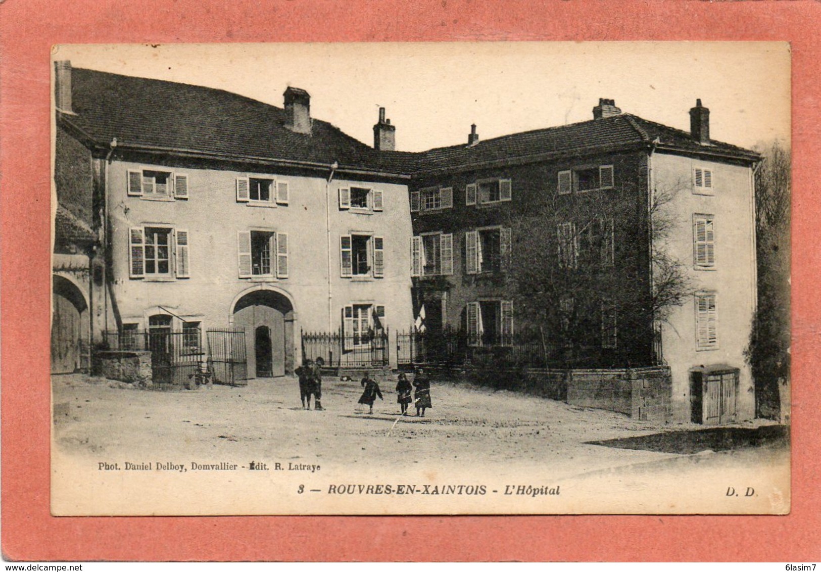 CPA - ROUVRES-en-XAINTOIS (88) - Aspect Du Quartier De L'Hôpital Dans Les Années 20 - Autres & Non Classés