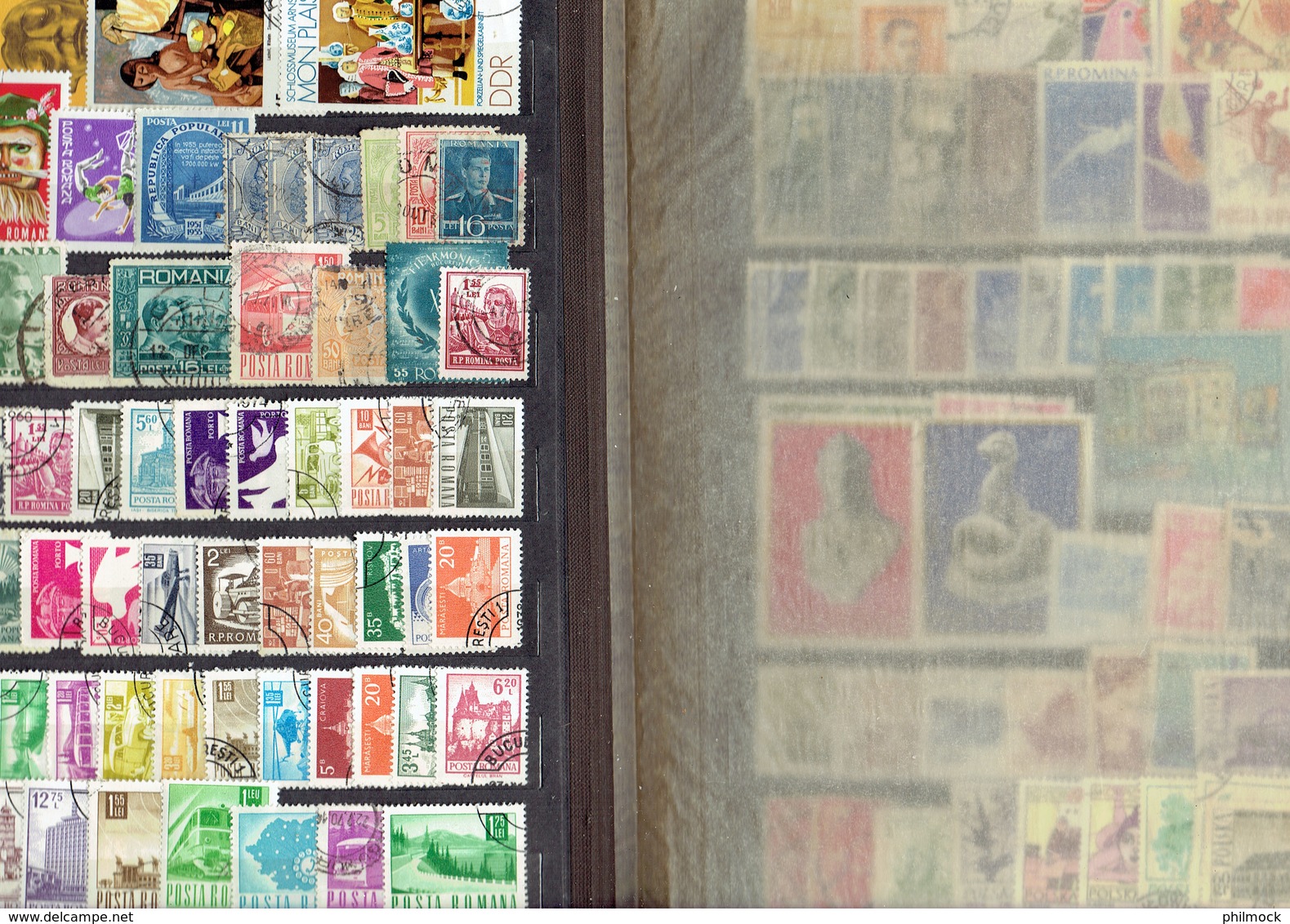 Classeur 12 pages plein de timbres monde toutes époques - voir description