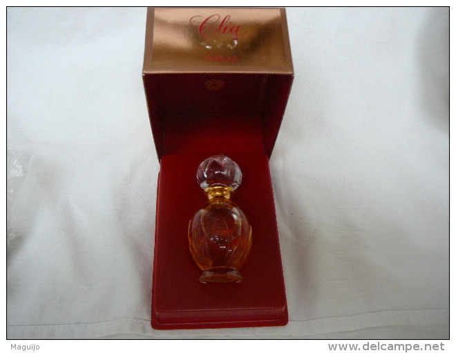 YVES ROCHER " CLEA"  PARFUM 15 ML   LIRE   ET VOIR!! - Miniatures Femmes (avec Boite)