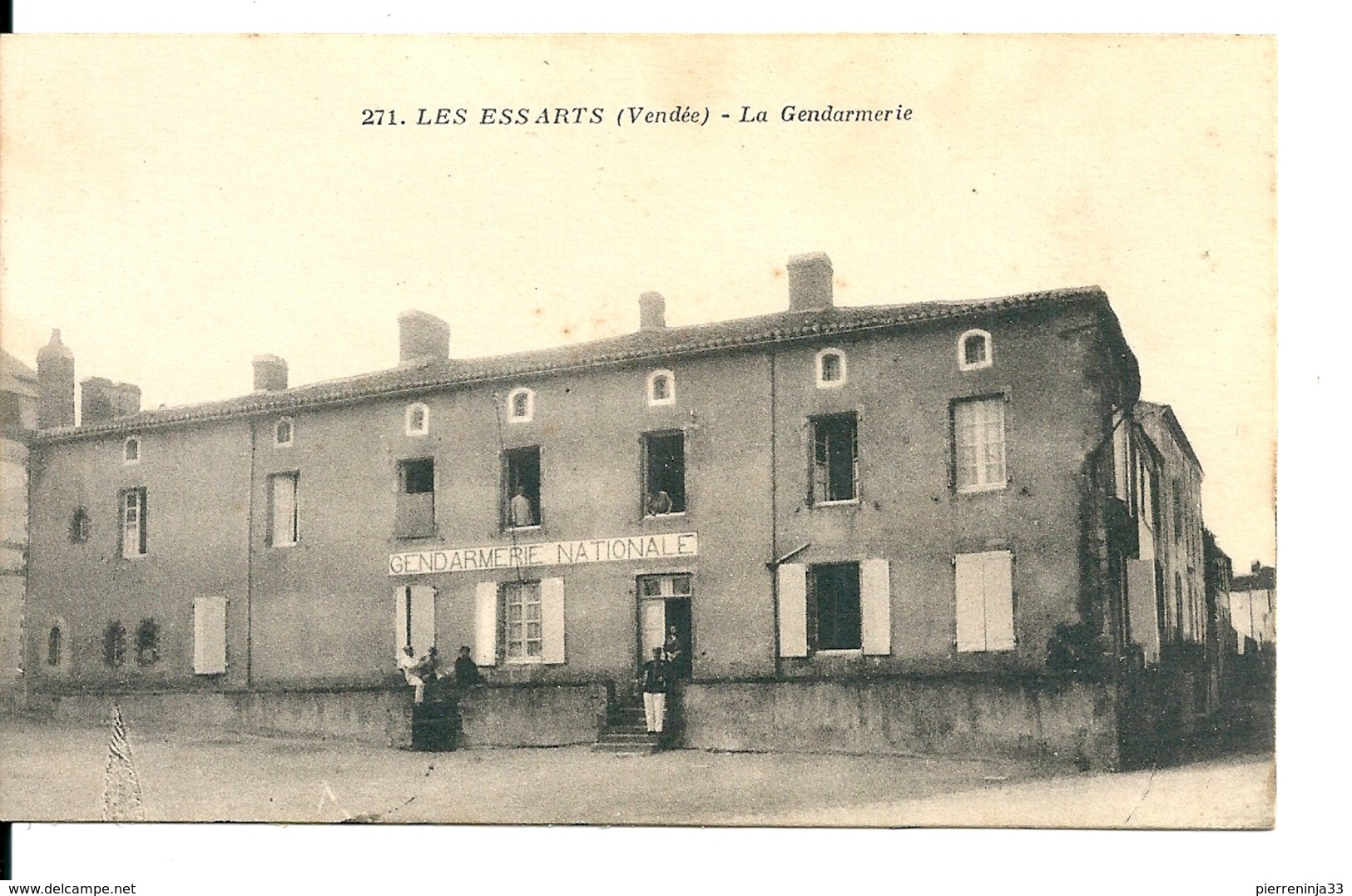 Les Essarts ( Vendée)  La Gendarmerie - Les Essarts