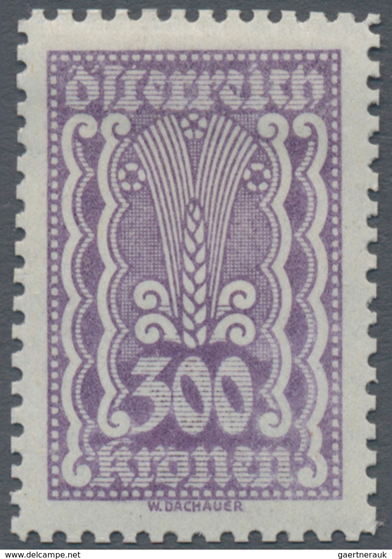 Österreich: 1922, Freimarken 300 Kr. zwölf verschiedene gezähnte Farbproben auf weißem bzw. gelblich