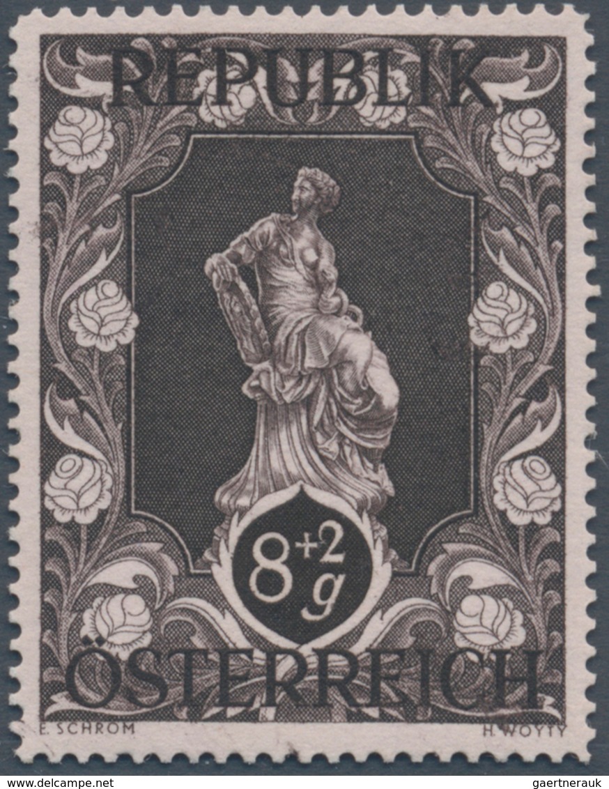 Österreich: 1947, 8 Gr. + 2 Gr. "Kunstausstellung", 18 (meist) verschiedene Farbproben in Linienzähn