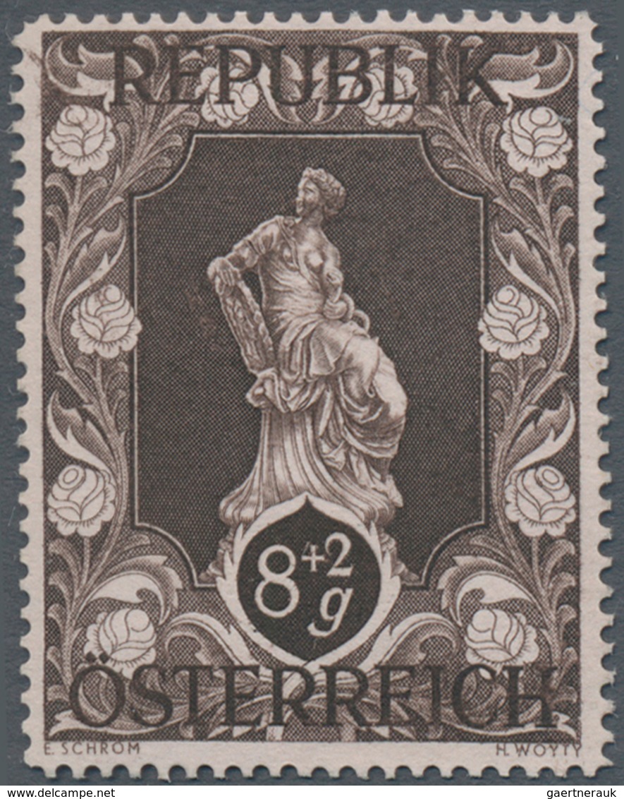 Österreich: 1947, 8 Gr. + 2 Gr. "Kunstausstellung", 18 (meist) verschiedene Farbproben in Linienzähn