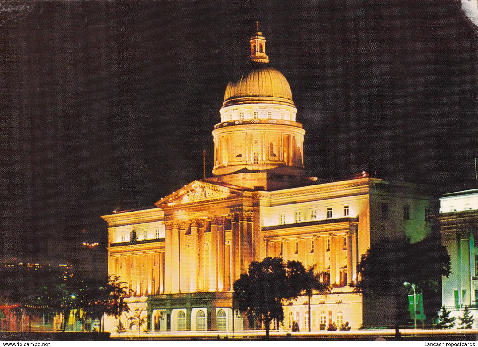 Postcard The Supreme Court By Night Singapore  My Ref  B23183 - Singapore