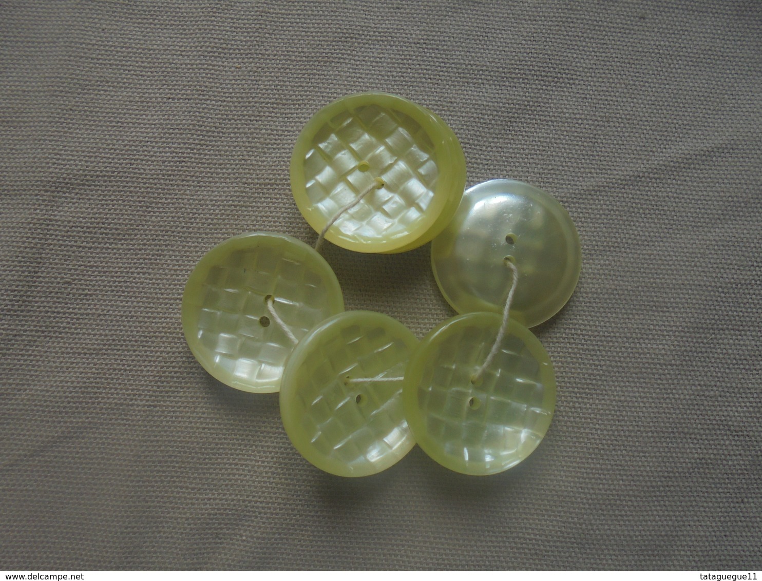 Vintage - Petit Lot De 6 Boutons Jaune Années 60 - Boutons