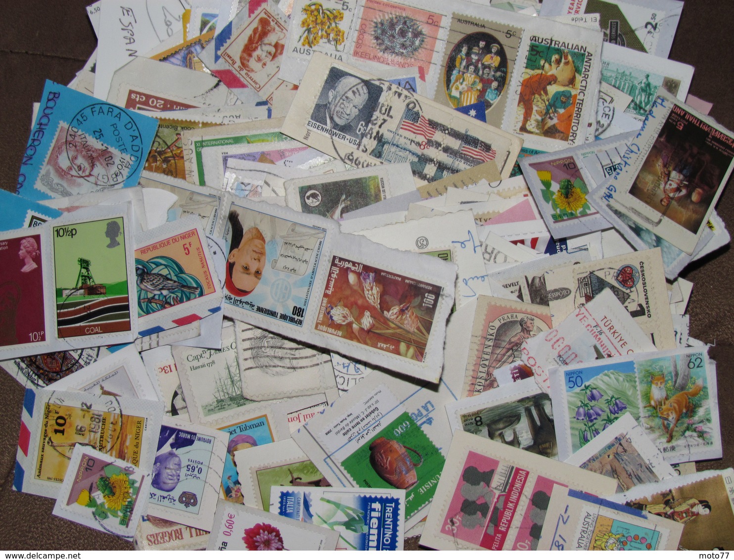 Lot VRAC De 800 TIMBRES Non Décollés Du MONDE - Vrac (max 999 Timbres)