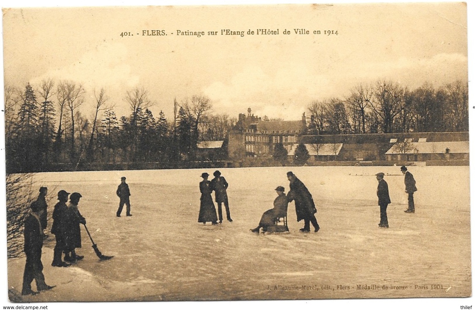 Flers NA1: Patinage Sur L'Etang De L'Hôtel De Ville En 1914 - Flers