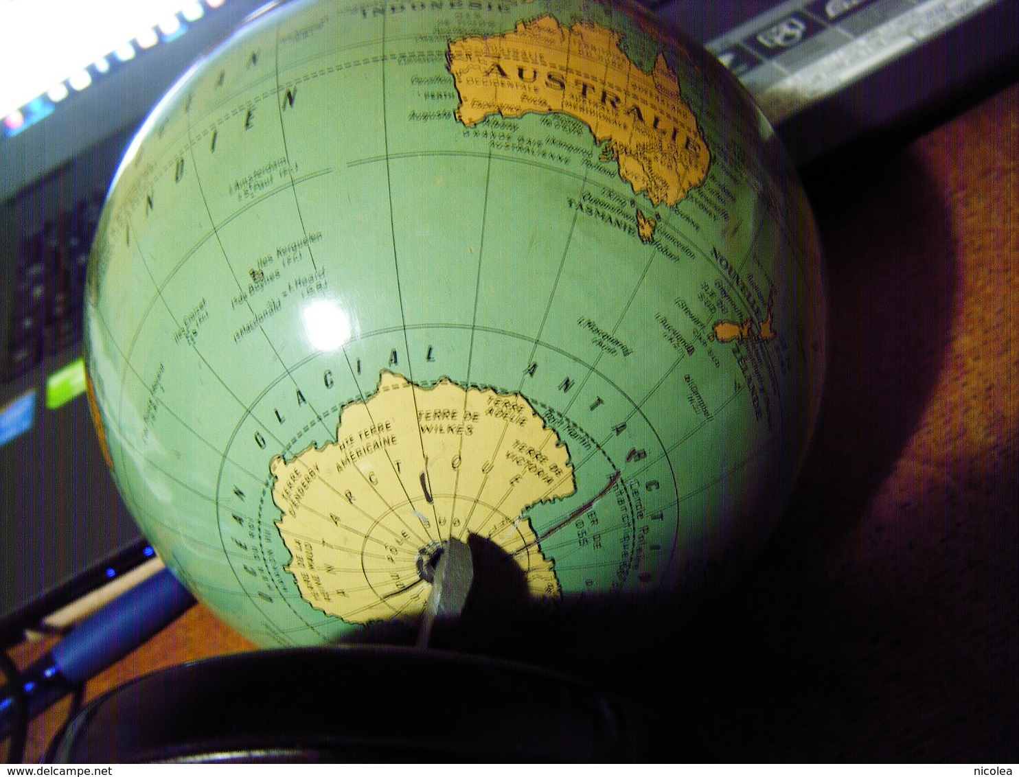 Ancien Globe Terrestre Mappemonde CARTES TARIDE En Tole Lithographiée Années  50 - Autres & Non Classés