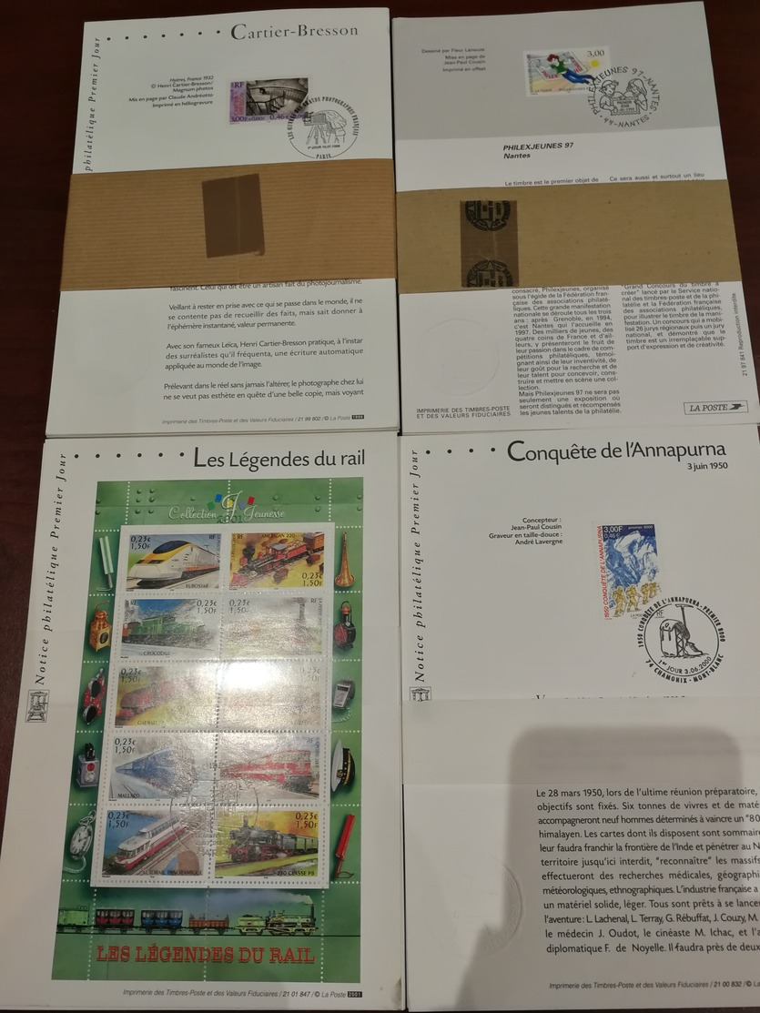 Collection de 620 notices philatéliques premiers jours - Période : 1992 - 2004 - PRIX DE DÉPART 1€