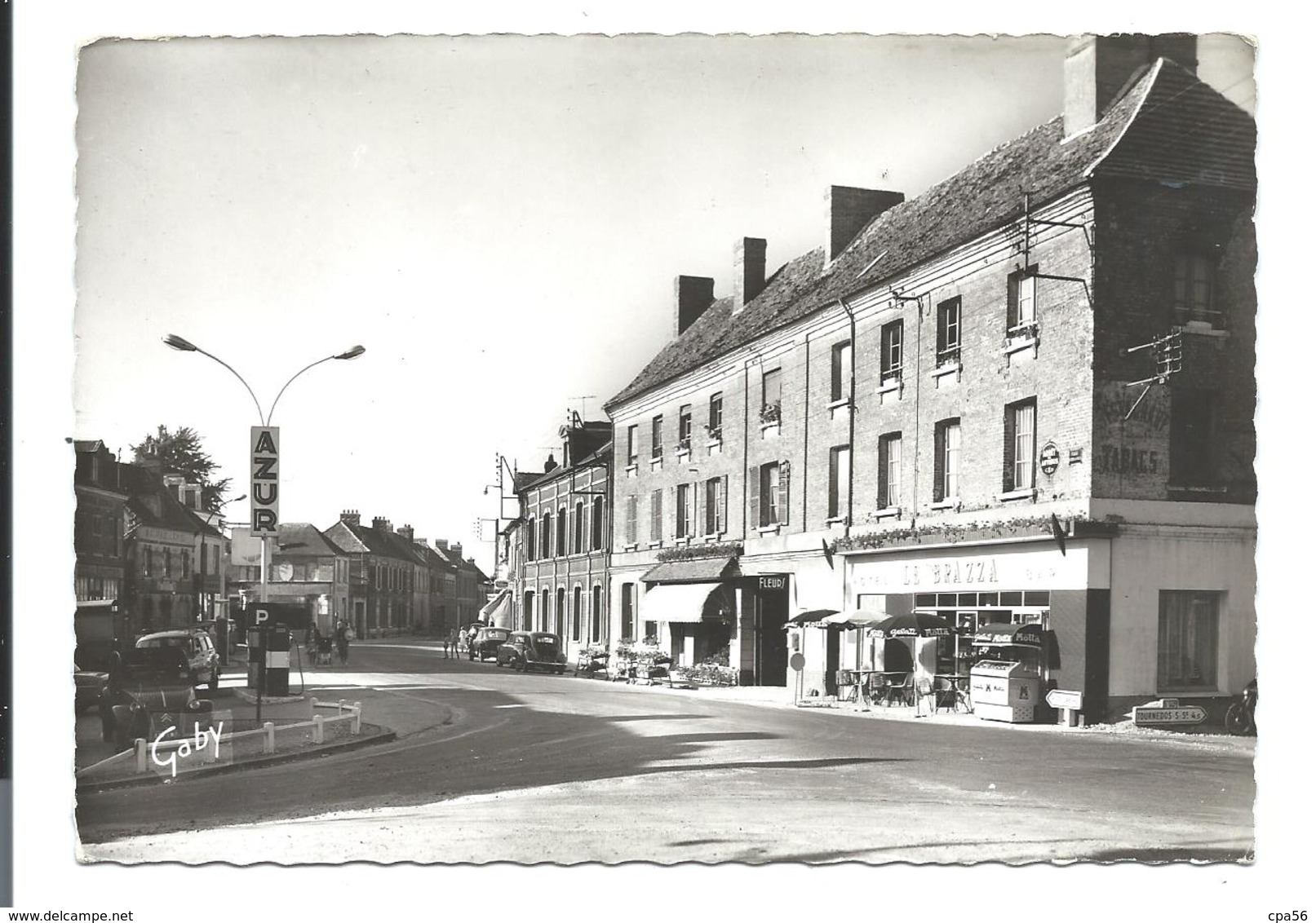 SAINT-CYR Du VAUDREUIL - Eure - Place De Gaulle - Station Essence AZUR - Hôtel BRAZZA Etc...(années 60) - Other & Unclassified