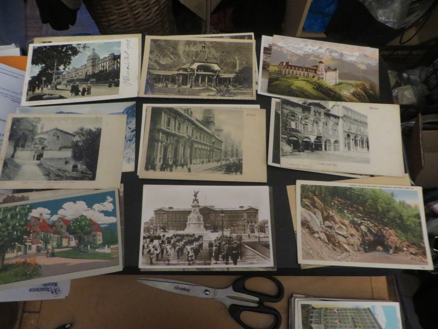 LOT DE CARTES POSTALES ANCIENNES TOUTES PHOTOGRAPHIEES ETRANGERES