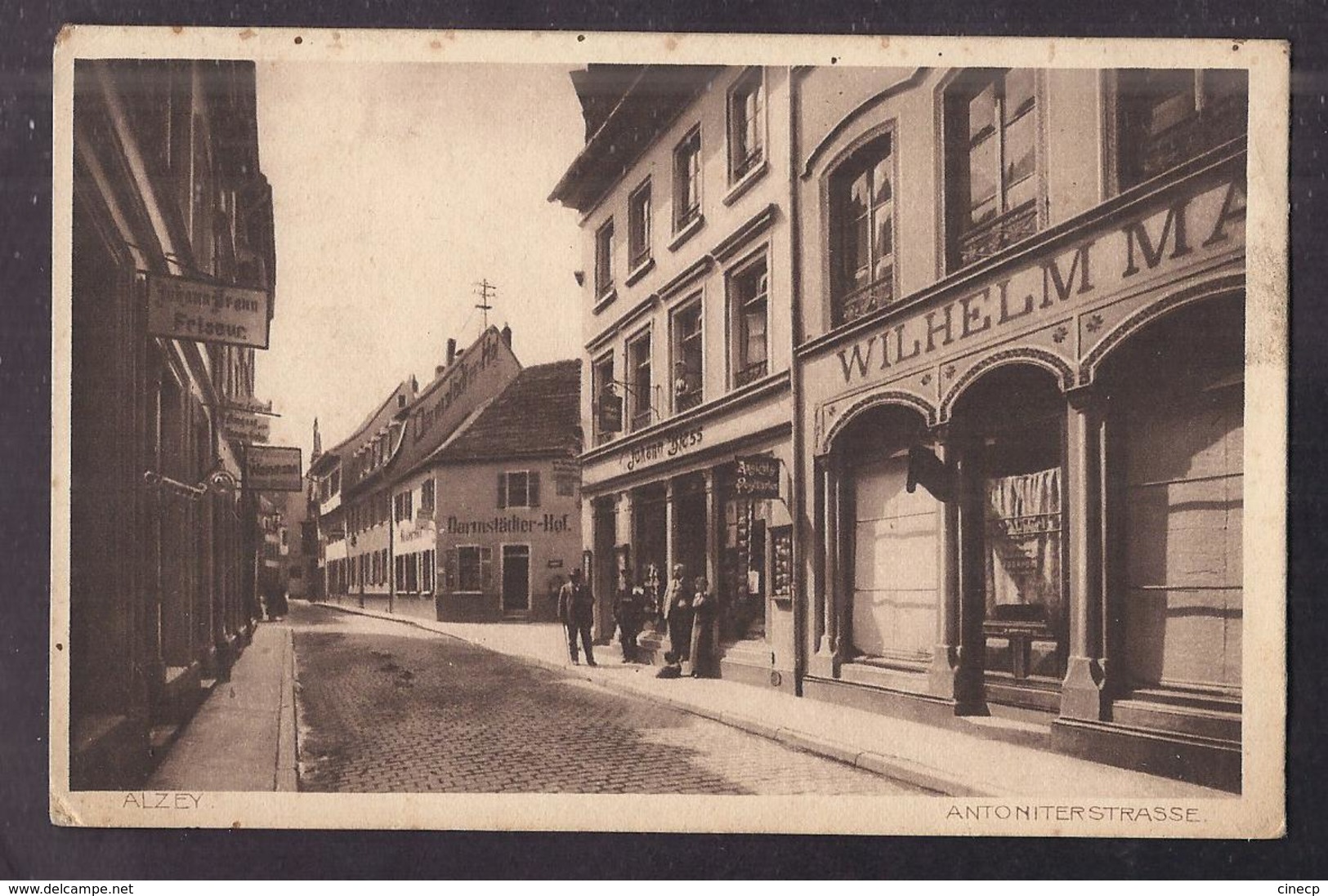 CPA ALLEMAGNE - ALZEY - Antoniterstrasse - TB PLAN Rue CENTRE VILLE ANIMATION Devant Magasin - Alzey