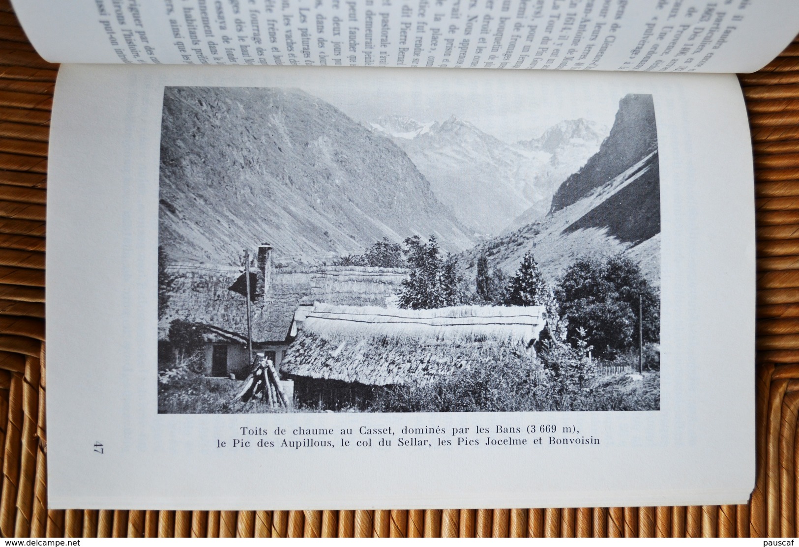 Livre En Dauphiné Le Valgaudemar Gabrielle Sentis Nature Histoire Légendes Oisans Parc Massif Des Ecrins Montagne - Histoire