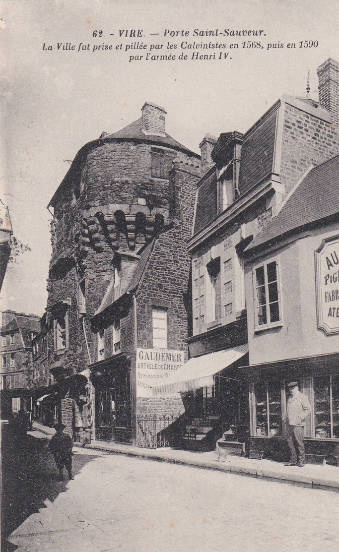 VIRE  -  Porte Saint - Sauveur - Vire