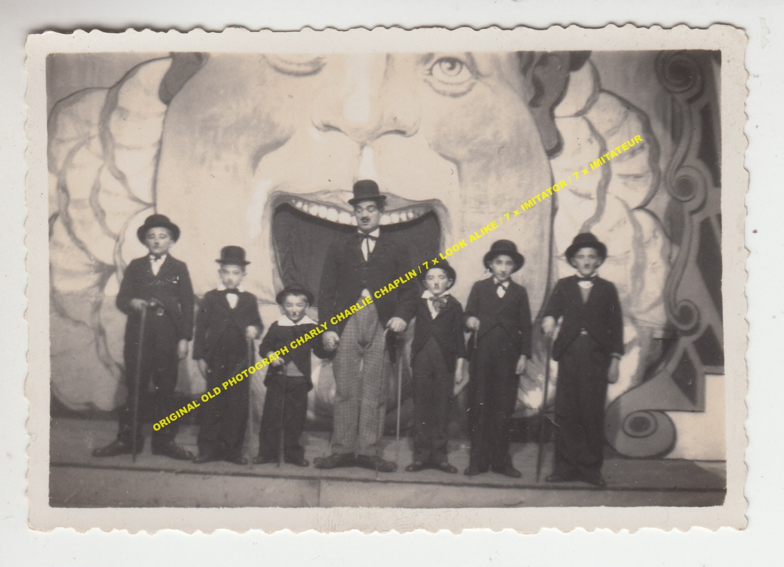 ORIGINAL OLD PHOTOGRAPH CHARLY CHARLIE CHAPLIN / 7 X LOOK ALIKE / 7 X IMITATOR / 7 X IMITATEUR - Acteurs