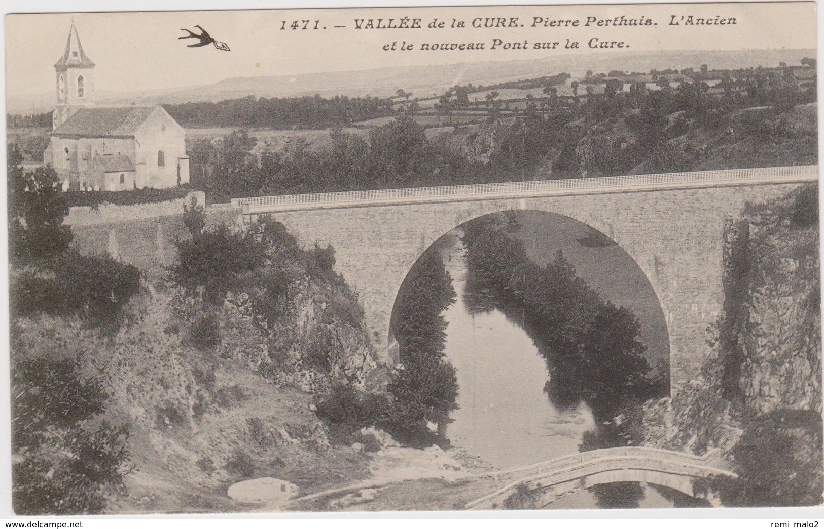 CARTE POSTALE  PIERRE PERTHUIS 89  L'ancien Et Le Nouveau Pont Sur La Cure - Autres & Non Classés