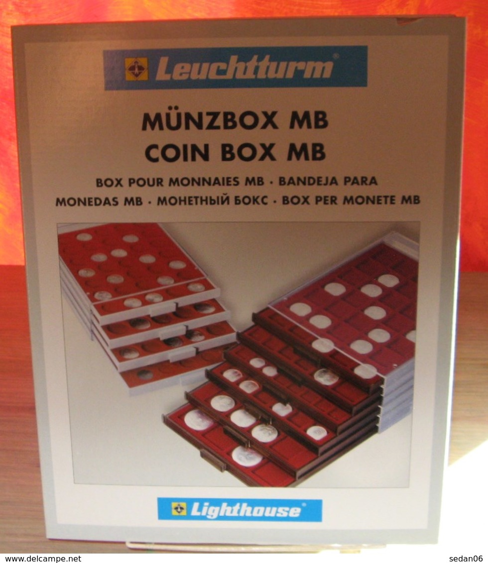 Leuchtturm - BOX MONNAIES 48 Cases Carrées Fond Rouge (30 Mm) - Matériel