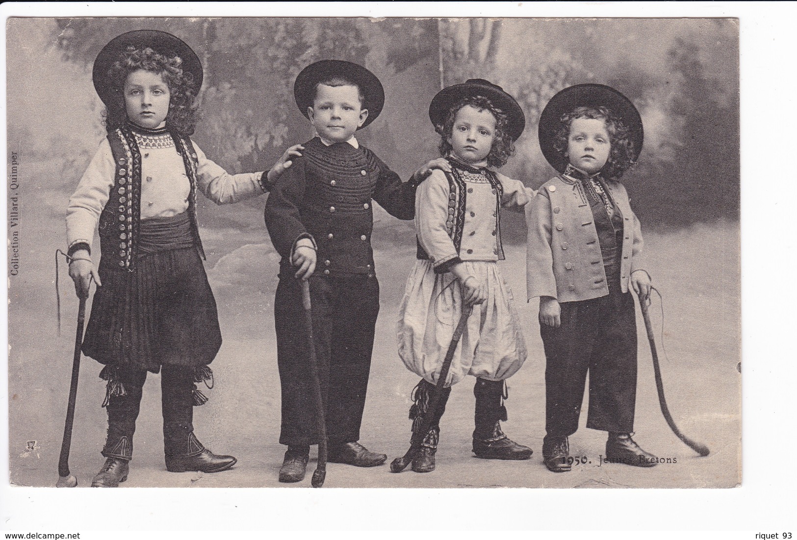 1950 - Jeunes Bretons (en Costumes) - Trachten