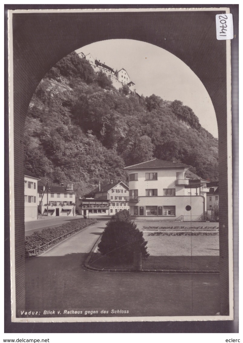 GRÖSSE 10x15cm - VADUZ - BLICK VON RATHAUS GEGEN DAS SCHLOSS - TB - Liechtenstein