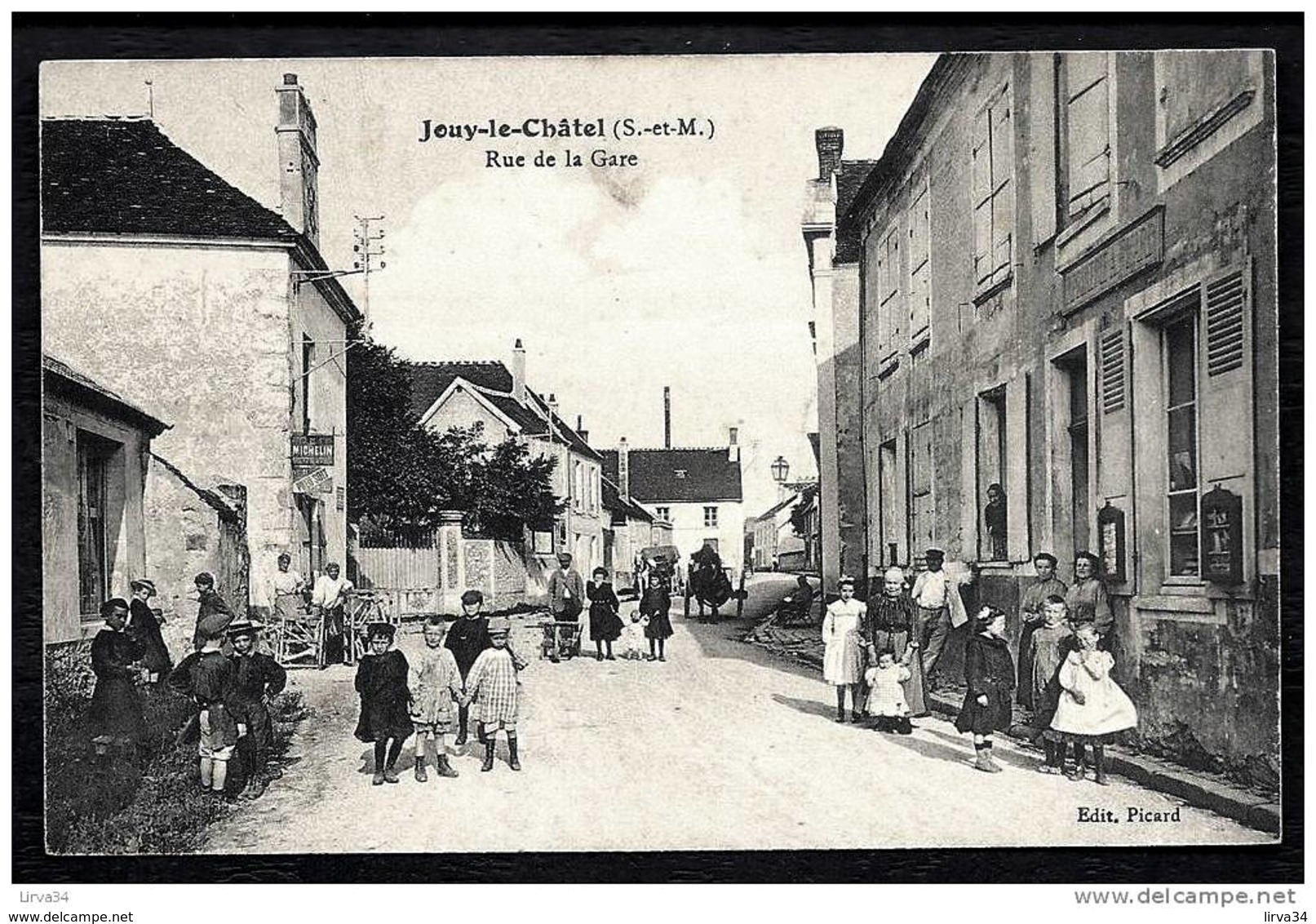 CPA ANCIENNE FRANCE- JOUY-LE-CHÂTEL (77)- RUE DE LA GARE EN GROS PLAN- TRES BELLE ANIMATION- ATTELAGES- IMPRIMERIE - Sonstige & Ohne Zuordnung