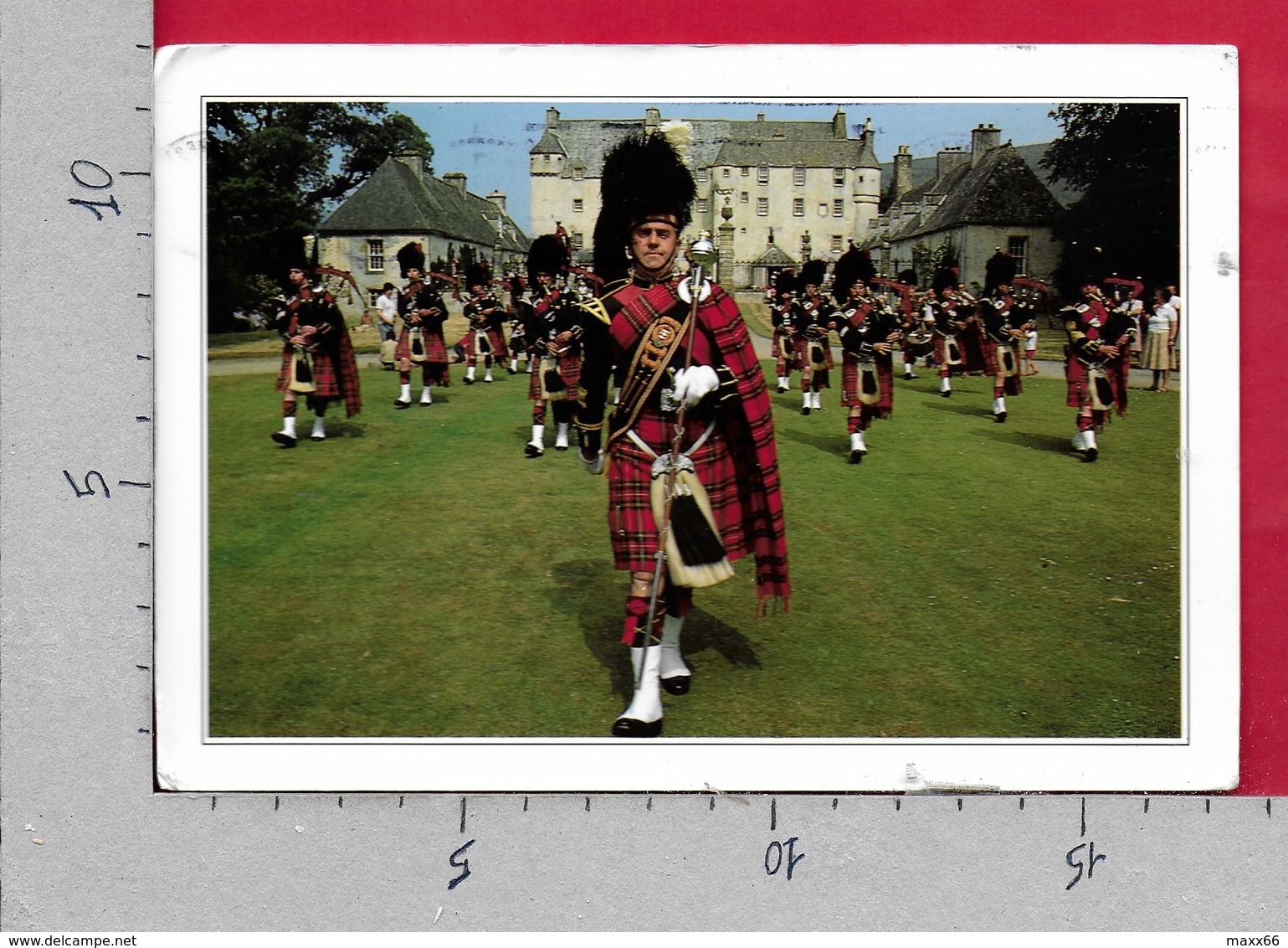 CARTOLINA VG REGNO UNITO - Pipeband - Traquair House - The Scottish Borders - Scotland - 12 X 17 - ANN. 1997 - Altri & Non Classificati