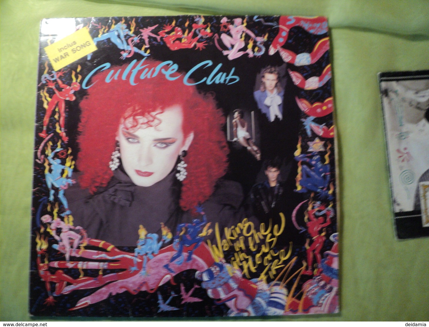 CULTURE CLUB. LOT D UN 45 TOURS ET D UN 33 TOURS. 1983 /  KARMA = CHAMELEON / THAT S THE WAY / DANGEROUS MAN / THE WAR - Disco, Pop