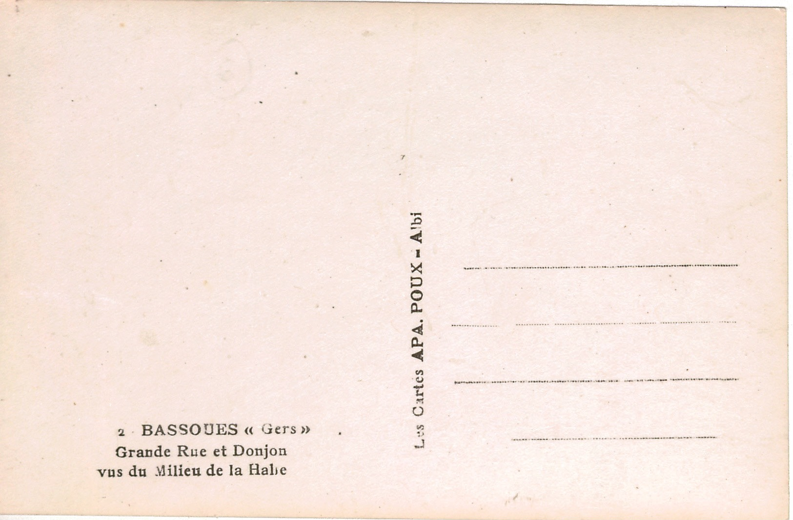 Cpsm 32 BASSOUES  Grande Rue Et Donjon Vus Du Milieu De La Halle, Dos Vierge , état Neuf - Other & Unclassified