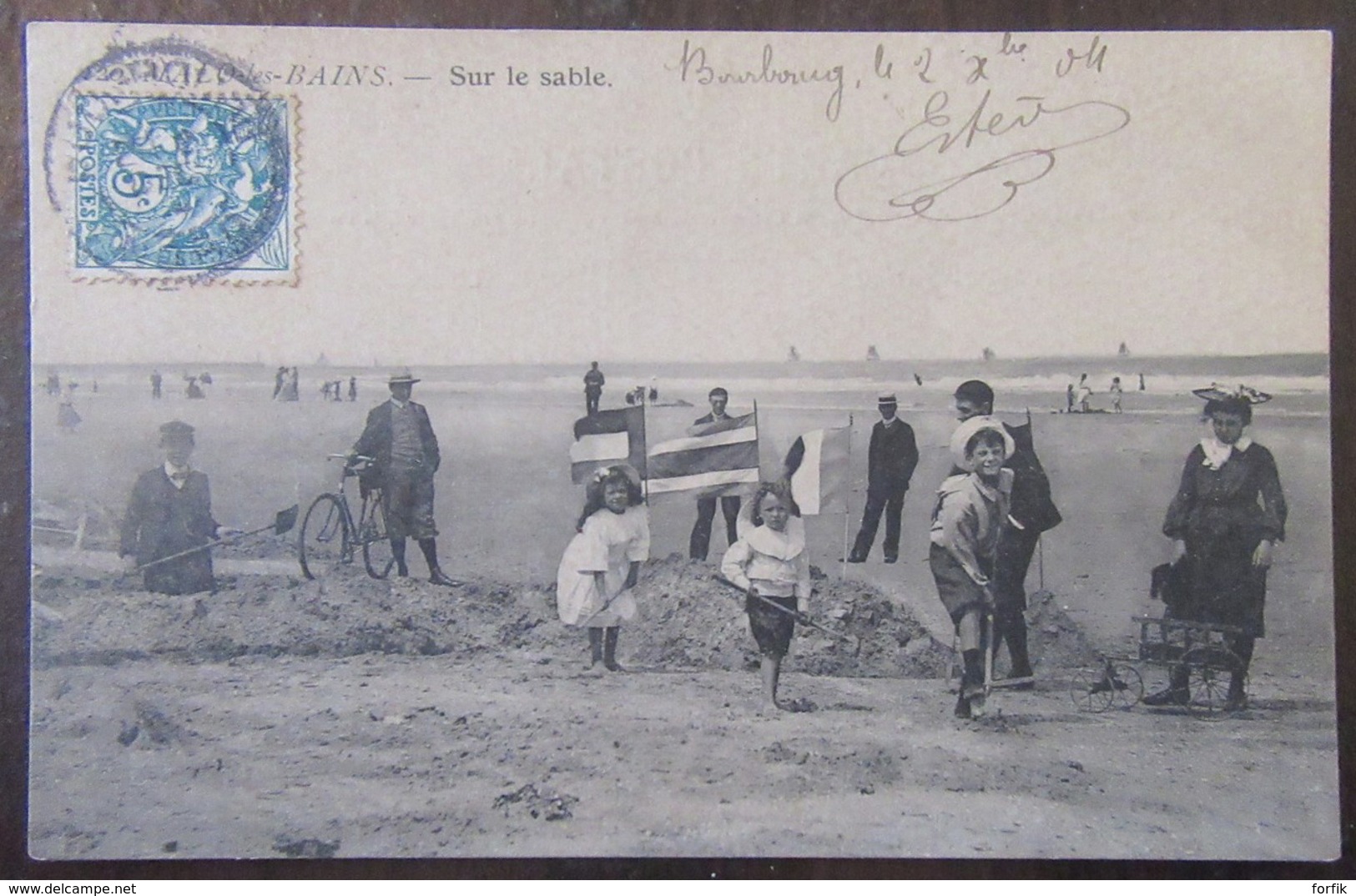 France - CPA Malo-Les-Bains - Sur Le Sable - Carte Animée, Circulée En 1904 - Autres & Non Classés