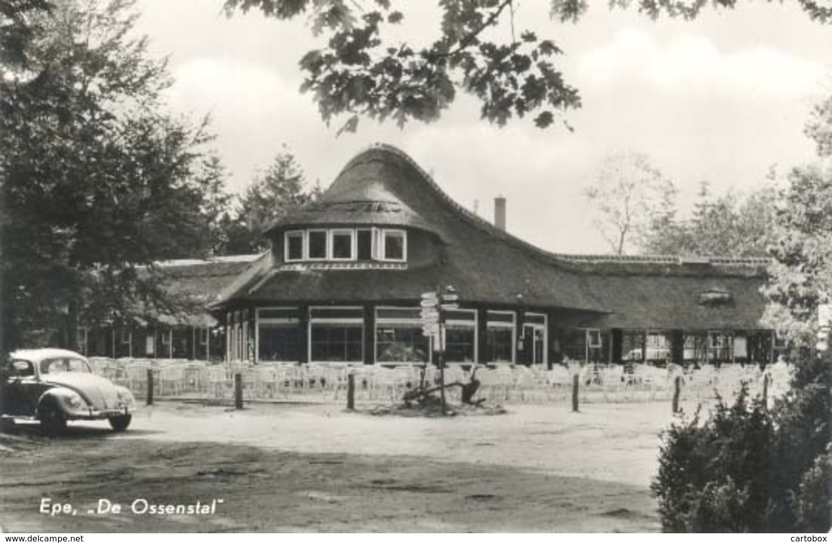 Epe, "De Ossenstal"      (type Fotokaart)    (met VW Kever) - Epe