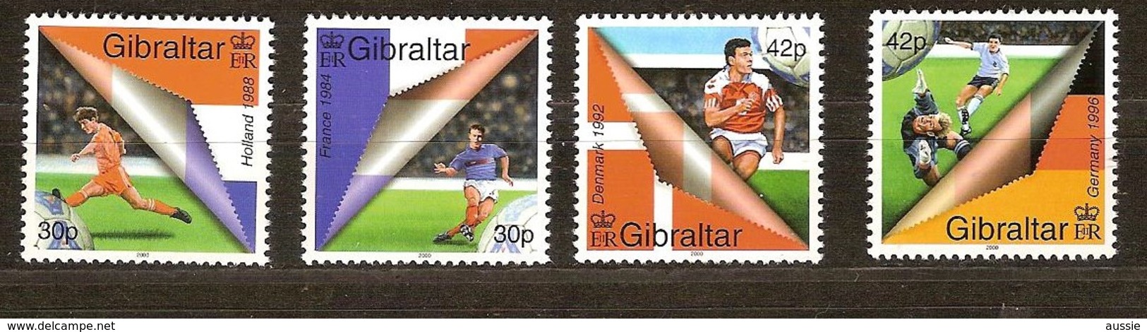 Gibraltar 2000 Yvertn° 906-909 *** MNH Cote 7,50 Euro Sport Football Euro 2000 - Gibraltar