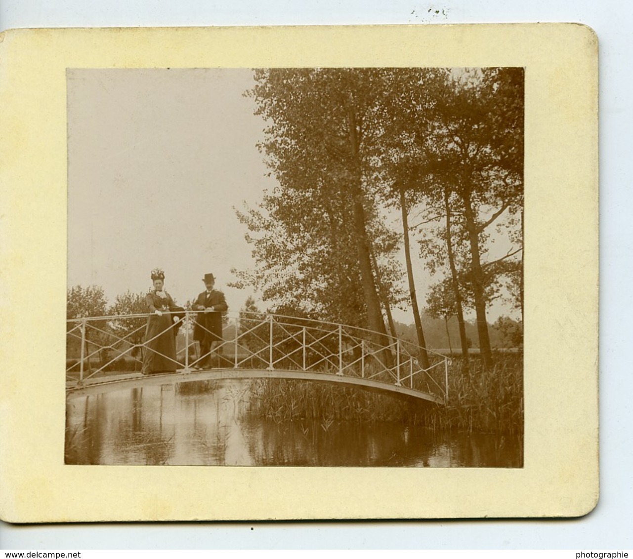 France Alentour De Boulogne Sur Mer Couple Sur Un Pont Ancienne Photo 1900 - Old (before 1900)