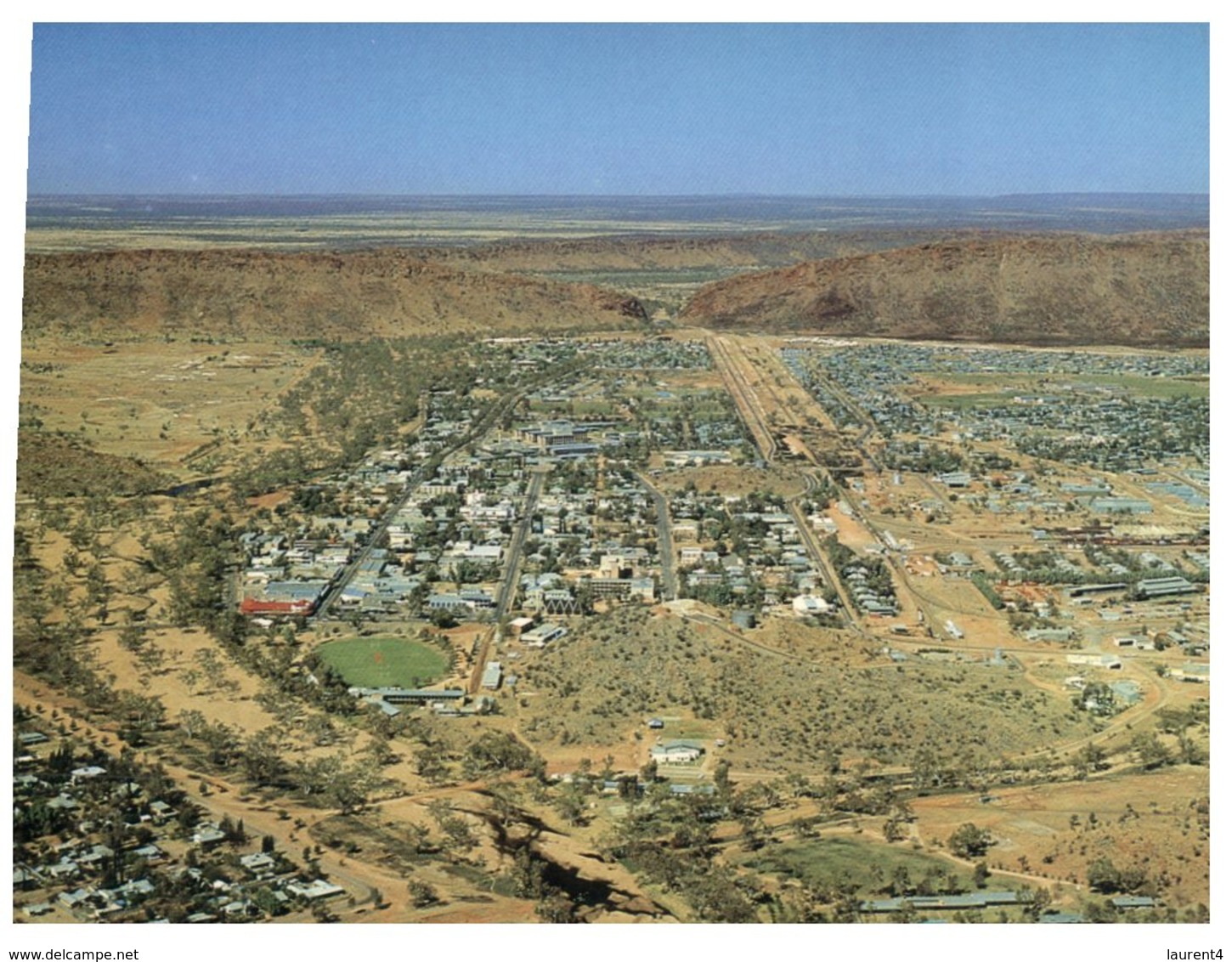 (222)  Australia - NT - Alice Springs  (unusual Aerial Views) Show Stadium And City - Alice Springs