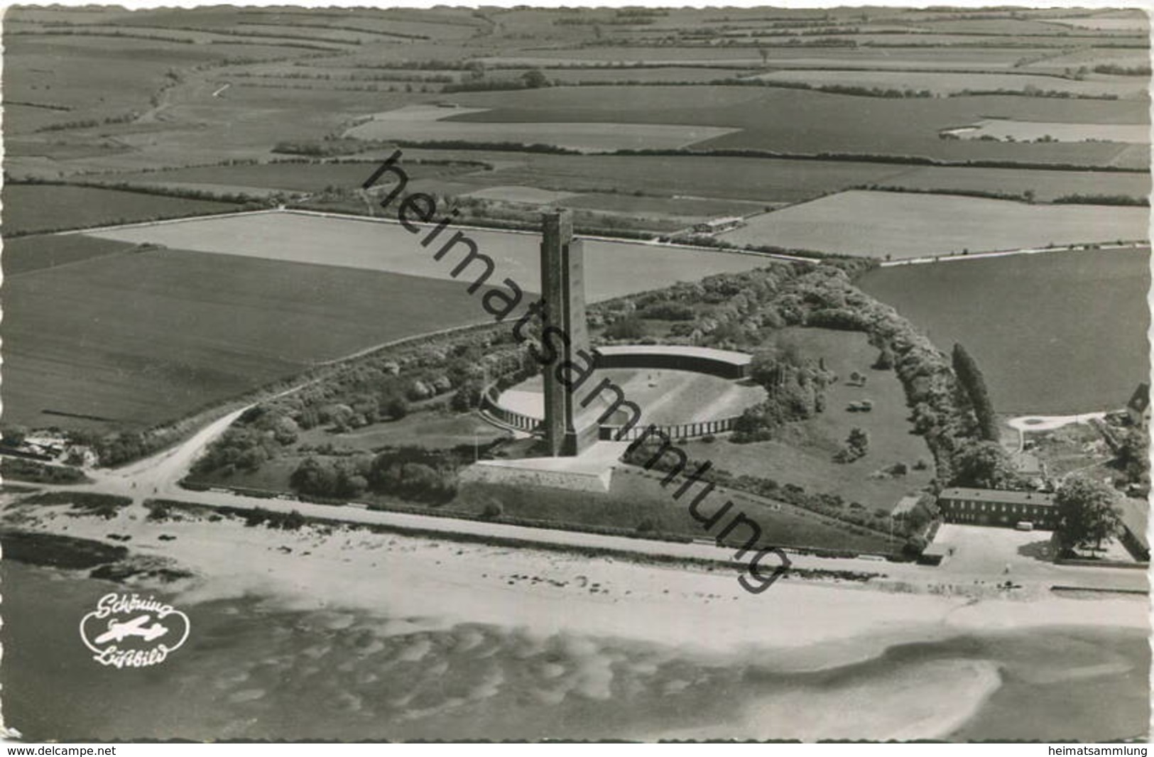 Laboe - Marine-Ehrenmal - Luftaufnahme - Foto-AK - Verlag Schöning & Co Lübeck 50er Jahre - Laboe