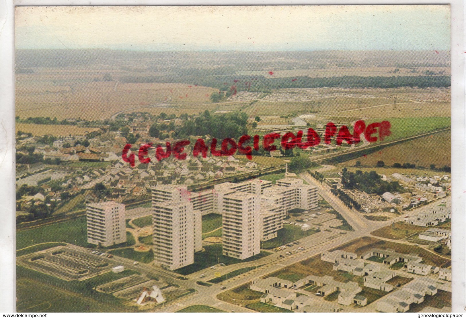 77 - ROISSY EN BRIE - NOUVEAUX ENSEMBLES  HLM CITES - Roissy En Brie