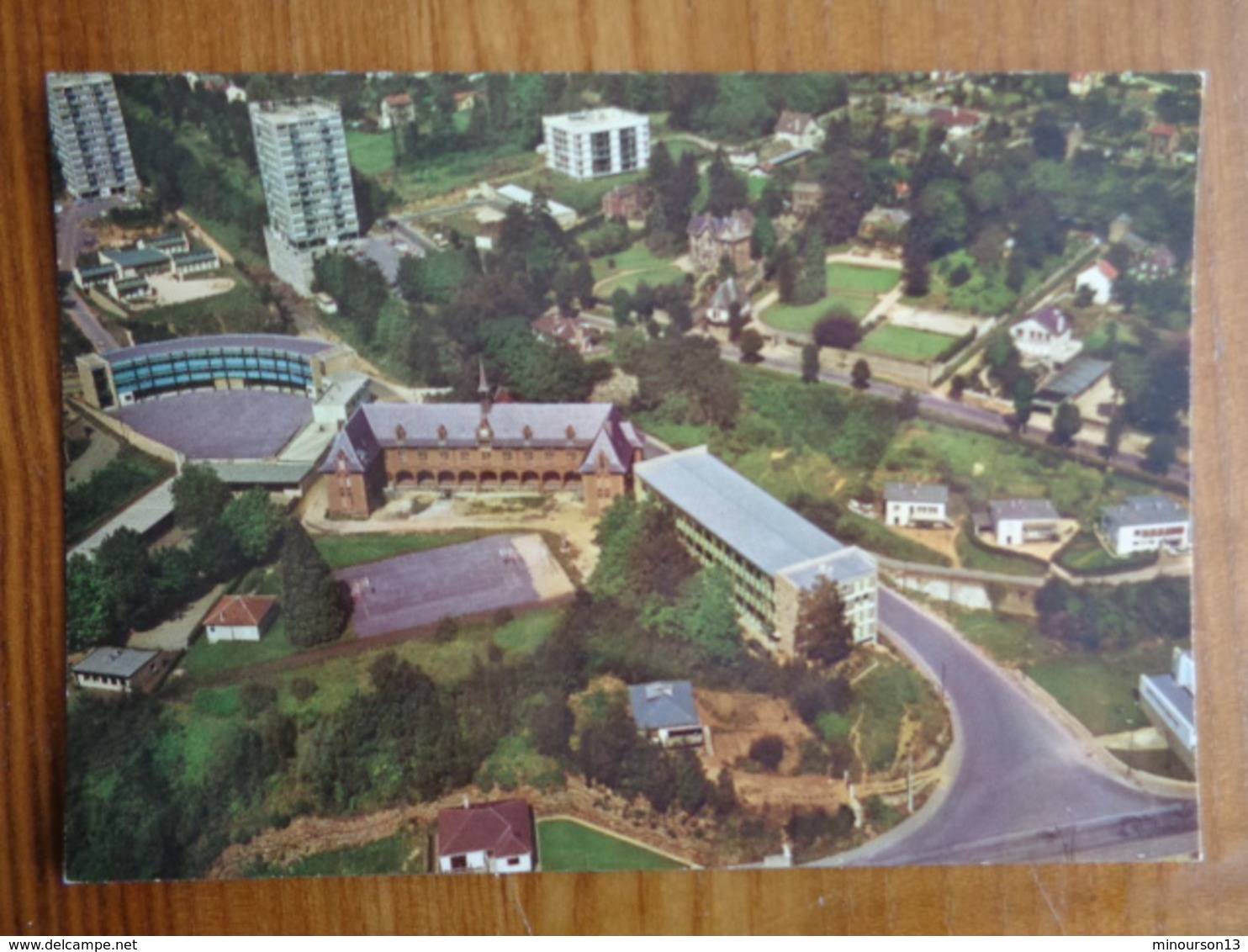 SEDAN : COLLEGE D'ENSEIGNEMENT TECHNIQUE MIXTE INTERNAT CRUSSY - Sedan