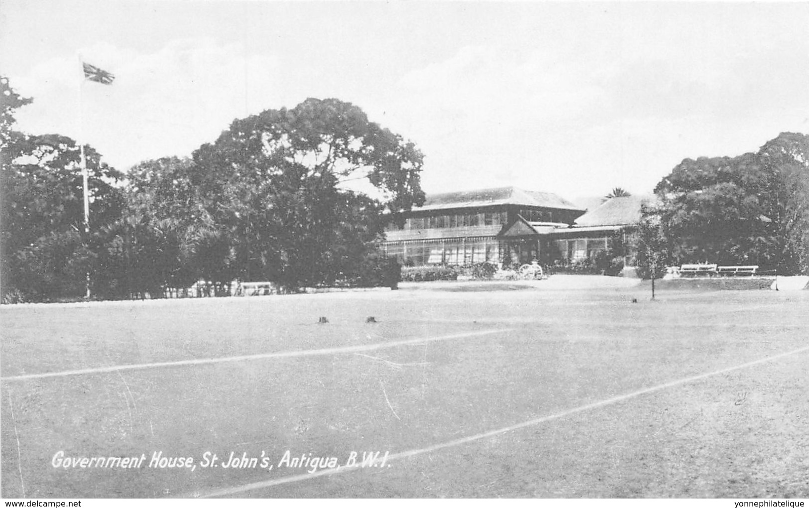 ANTIGUA / 9 - Saint John's - Government House - Antigua & Barbuda